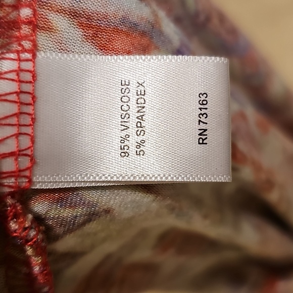 Cable & Gauge Orange/Red Multicolor Geometric Blouse - Picture 6 of 7